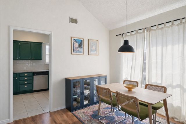 5309 Manhassett Drive, Arlington, TX 76018