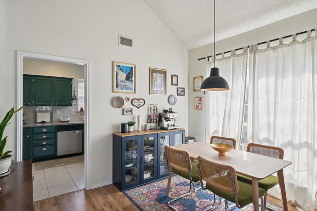 5309 Manhassett Drive, Arlington, TX 76018