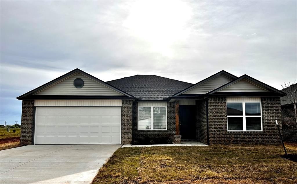 16216 Harvester Drive, Piedmont, OK 73078