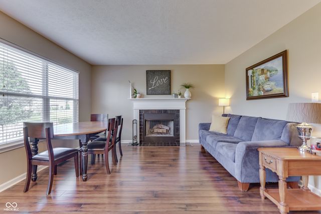 12343 Jaguars Drive, Fishers, IN 46037