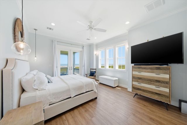 25631 Snowy Egret Drive, Galveston, TX 77554