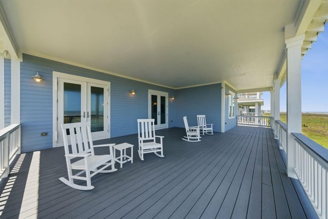 25631 Snowy Egret Drive, Galveston, TX 77554