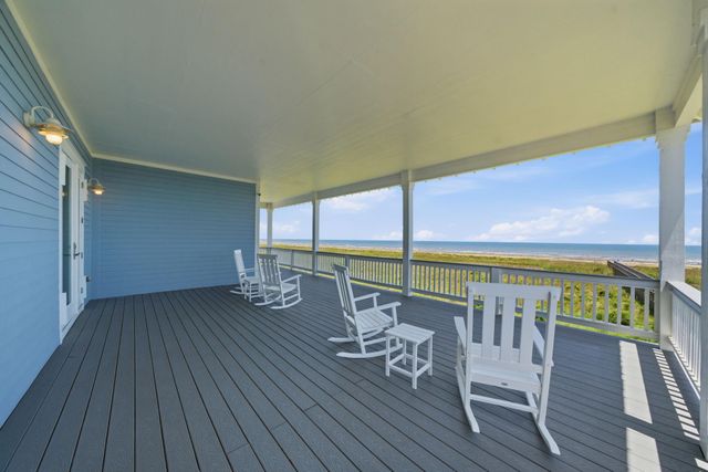 25631 Snowy Egret Drive, Galveston, TX 77554