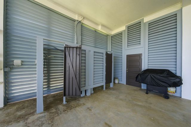 25631 Snowy Egret Drive, Galveston, TX 77554