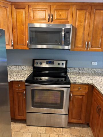 36750 US HIGHWAY 19 N 4-117, Palm Harbor, FL 34684