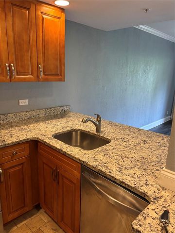 36750 US HIGHWAY 19 N 4-117, Palm Harbor, FL 34684