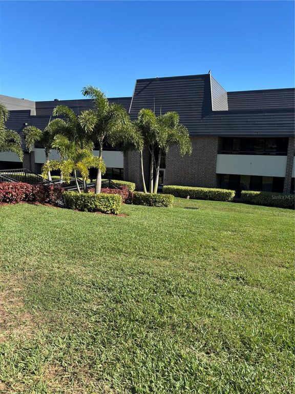 36750 US HIGHWAY 19 N 4-117, Palm Harbor, FL 34684