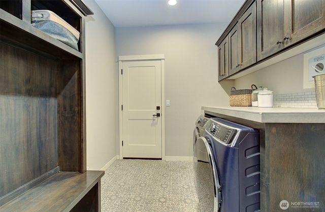 2307 E 6th Street, La Center, WA 98629