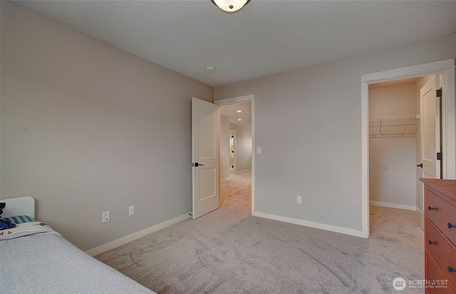 2307 E 6th Street, La Center, WA 98629