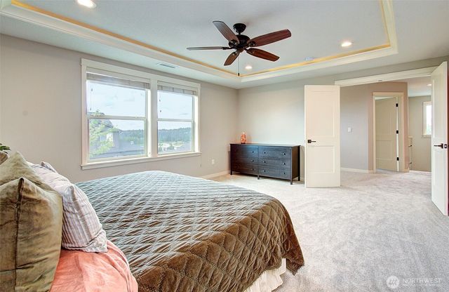 2307 E 6th Street, La Center, WA 98629