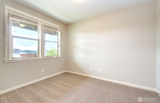 2307 E 6th Street, La Center, WA 98629