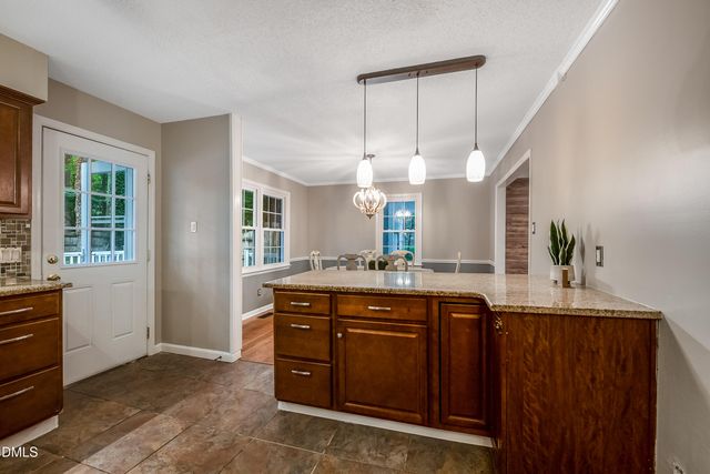 924 Carnoustie Circle, Cary, NC 27511
