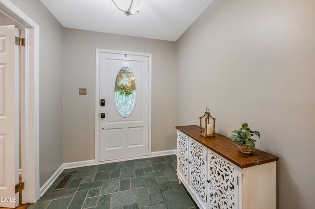 924 Carnoustie Circle, Cary, NC 27511