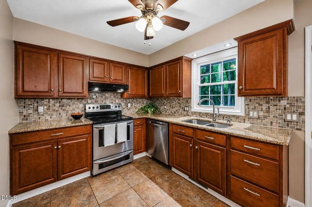 924 Carnoustie Circle, Cary, NC 27511