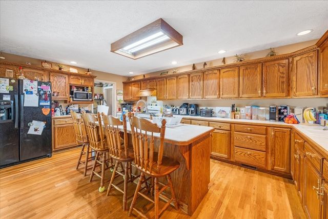 431 Jack Thomas Dr, Manchester, TN 37355