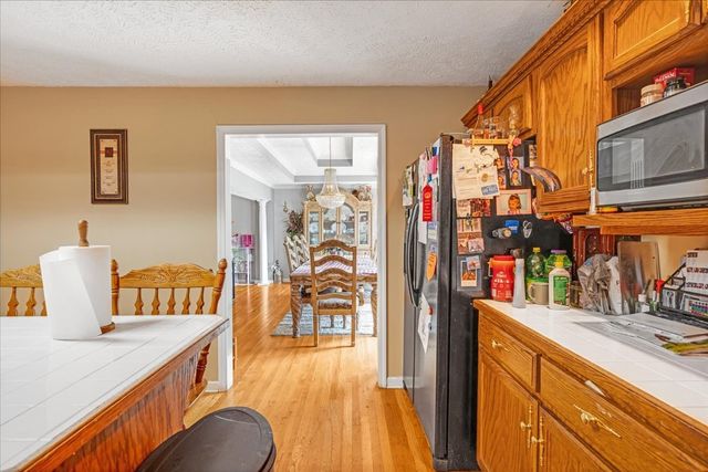 431 Jack Thomas Dr, Manchester, TN 37355