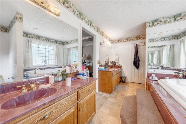 431 Jack Thomas Dr, Manchester, TN 37355