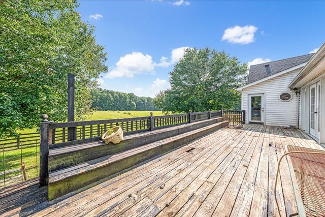 431 Jack Thomas Dr, Manchester, TN 37355