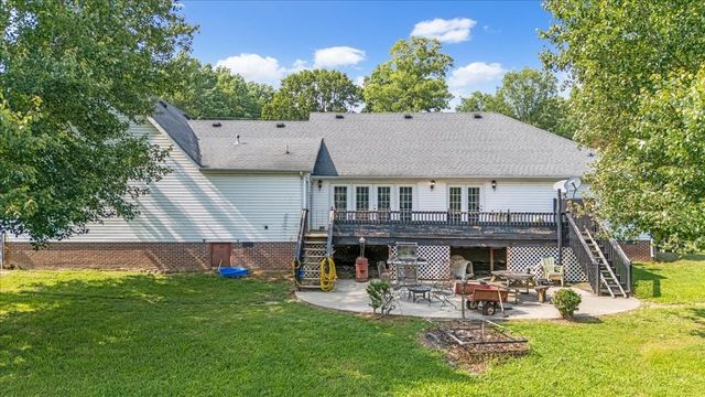 431 Jack Thomas Dr, Manchester, TN 37355