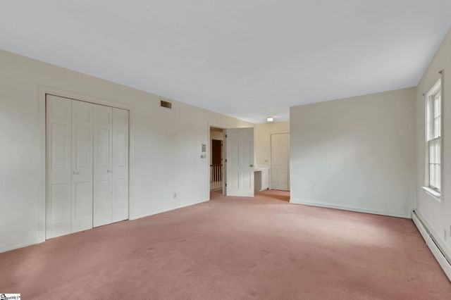 8 Roe Court, Greenville, SC 29617