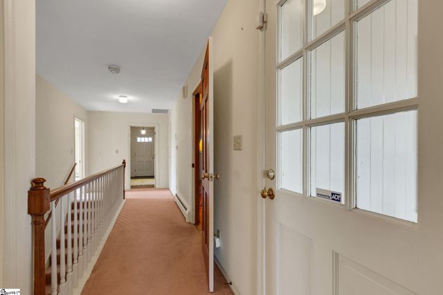 8 Roe Court, Greenville, SC 29617