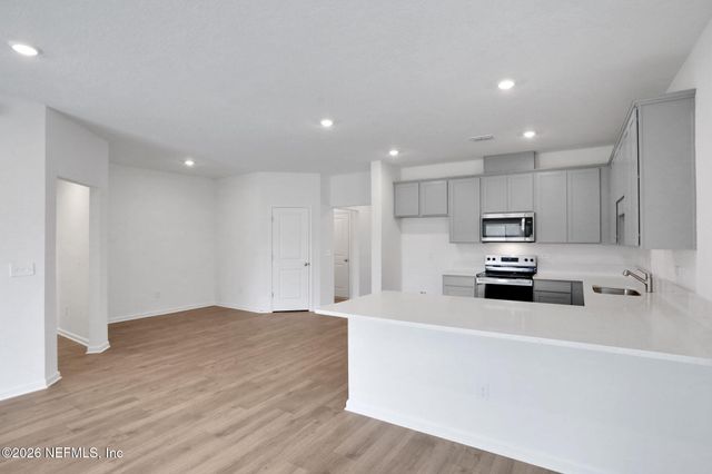 2521 WINDSOR LAKES Way, Green Cove Springs, FL 32043