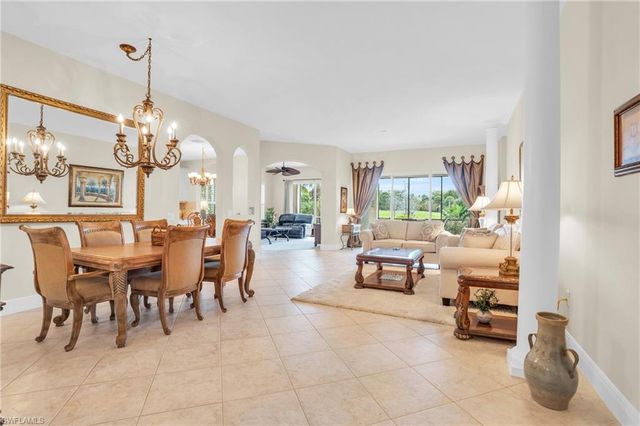 9006 Cascada WAY 101, Naples, FL 34114