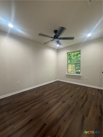 809 N Main Street, Temple, TX 76501