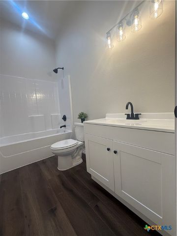809 N Main Street, Temple, TX 76501