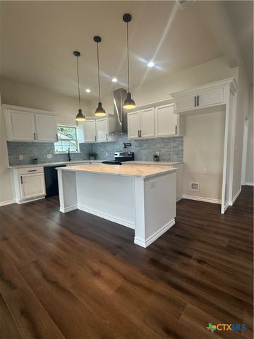 809 N Main Street, Temple, TX 76501