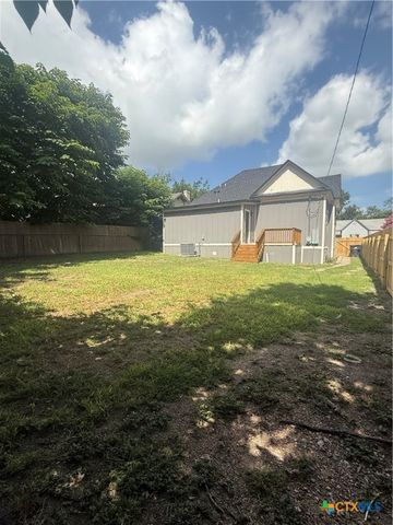 809 N Main Street, Temple, TX 76501