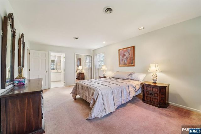 657 Lincoln Avenue, Glen Rock, NJ 07452