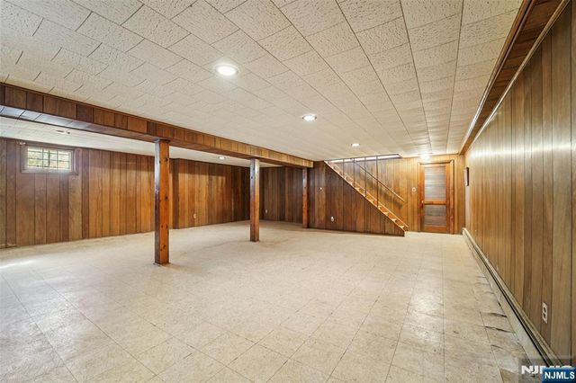 657 Lincoln Avenue, Glen Rock, NJ 07452