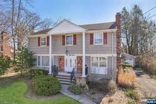 657 Lincoln Avenue, Glen Rock, NJ 07452