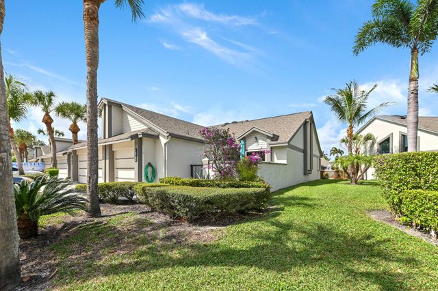 1012 Landings Boulevard, Greenacres, FL 33413