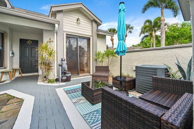 1012 Landings Boulevard, Greenacres, FL 33413