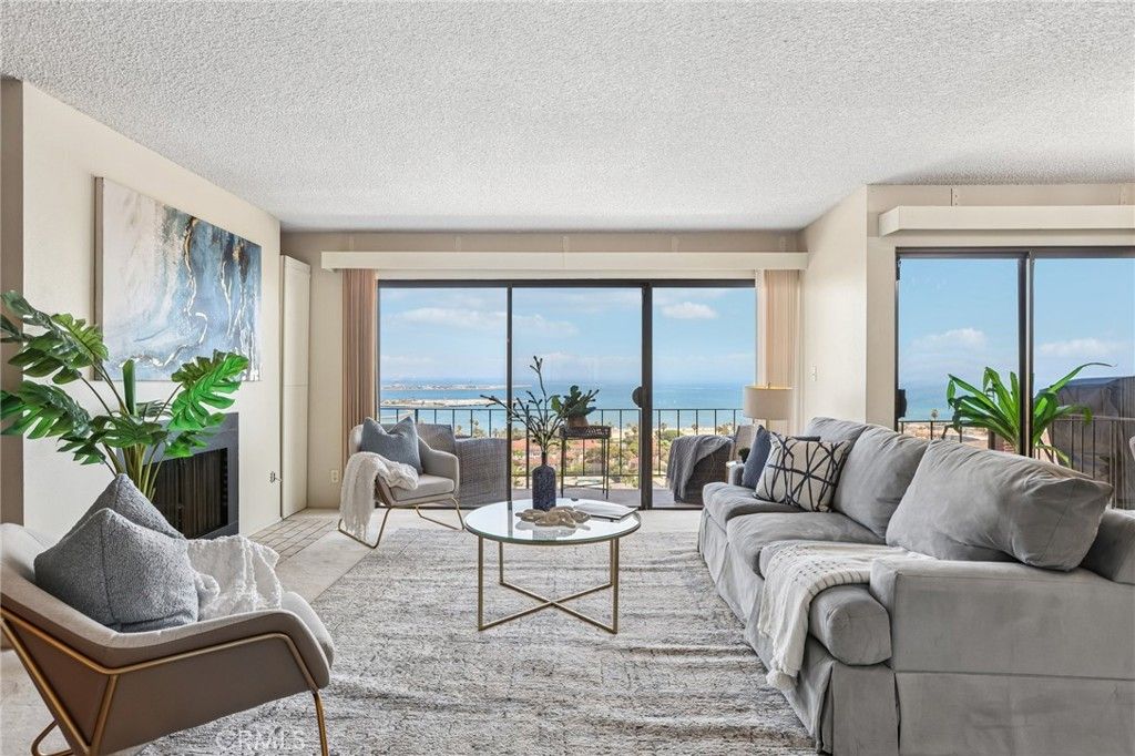 Image 1 of property listing at 3432 S Peck Avenue 302, San Pedro, CA 90731