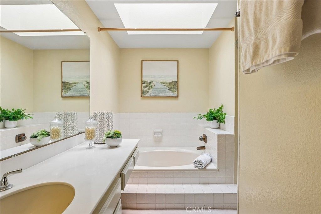 Image 23 of property listing at 3432 S Peck Avenue 302, San Pedro, CA 90731