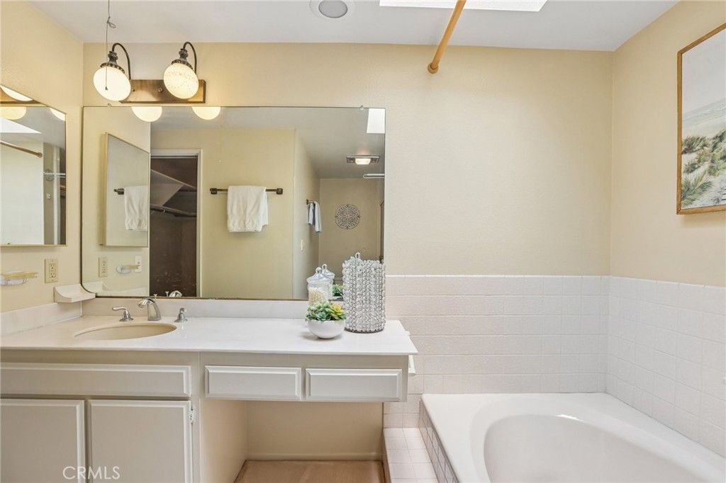 Image 24 of property listing at 3432 S Peck Avenue 302, San Pedro, CA 90731