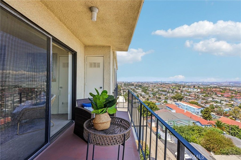 Image 25 of property listing at 3432 S Peck Avenue 302, San Pedro, CA 90731