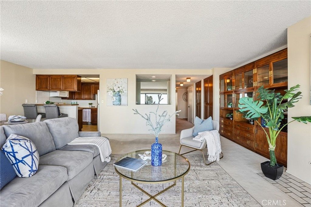 Image 9 of property listing at 3432 S Peck Avenue 302, San Pedro, CA 90731