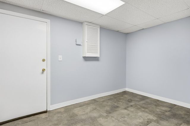 902 Elmwood Drive, Hudson, NH 03051