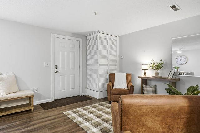 902 Elmwood Drive, Hudson, NH 03051