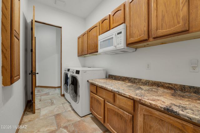 5052 S Perlita Road, Tucson, AZ 85747