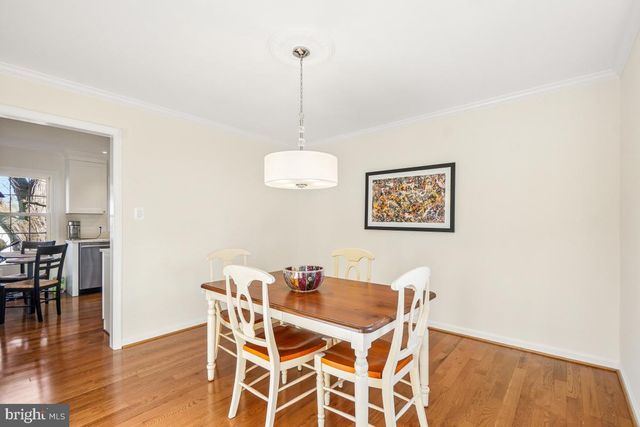 4 CAMDEN CT, Rockville, MD 20850