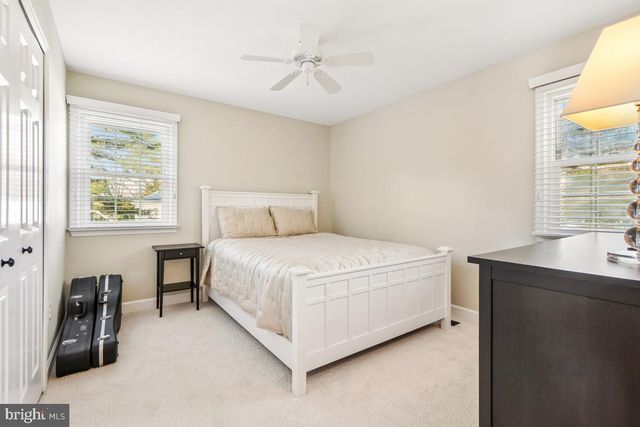 4 CAMDEN CT, Rockville, MD 20850