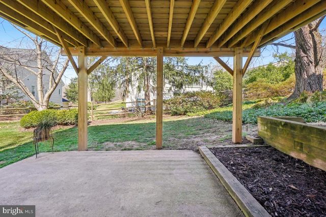 4 CAMDEN CT, Rockville, MD 20850