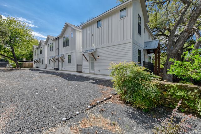200 Melrose Pl Unit 300, San Antonio, TX 78212
