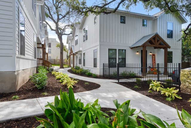 200 Melrose Pl Unit 300, San Antonio, TX 78212