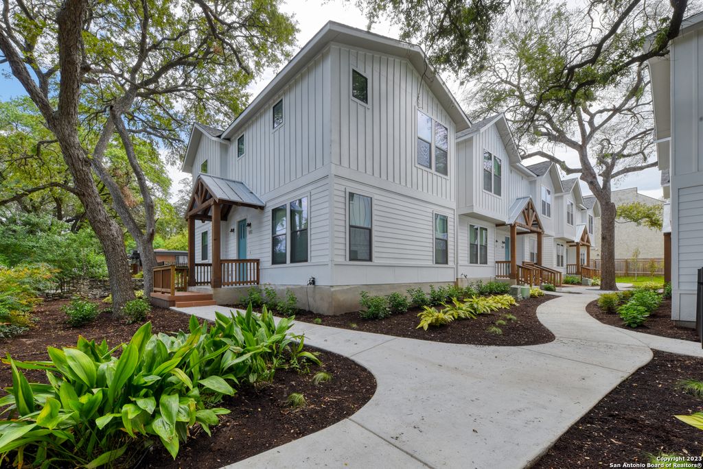 200 Melrose Pl Unit 300, San Antonio, TX 78212